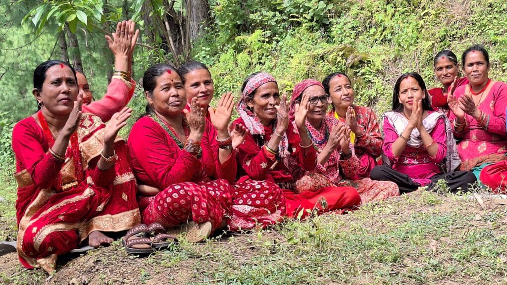 Müttergruppe in Nepal